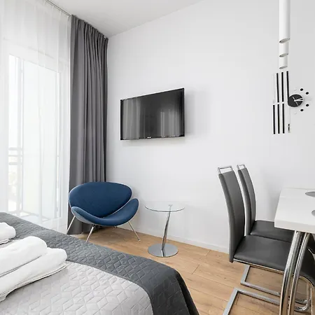 Rentplanet - Kasprzaka Apartamento Varsovia